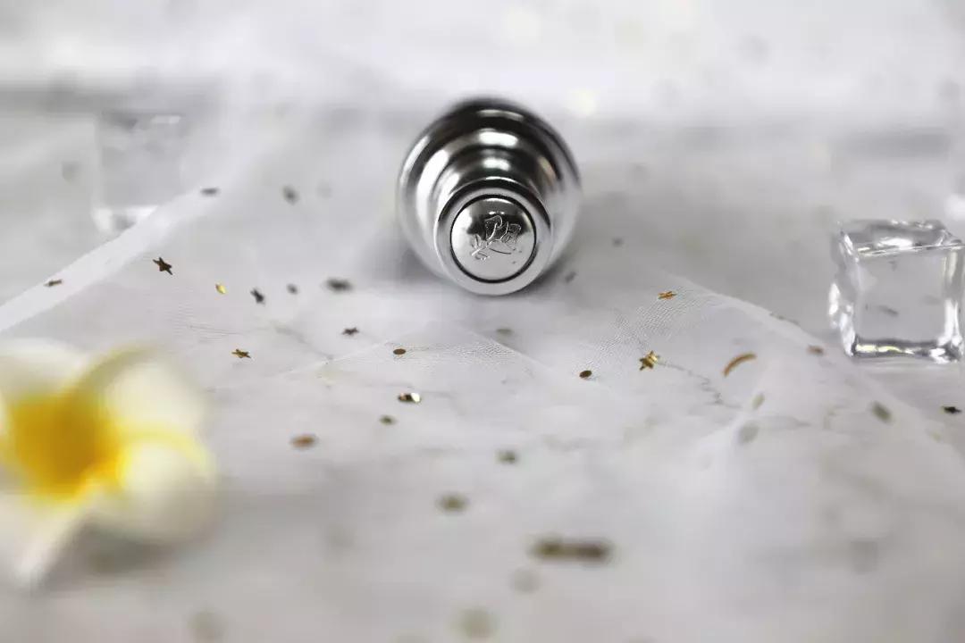 兰蔻小黑瓶和红腰子精华测评,资生堂红腰子精华和兰蔻小黑瓶