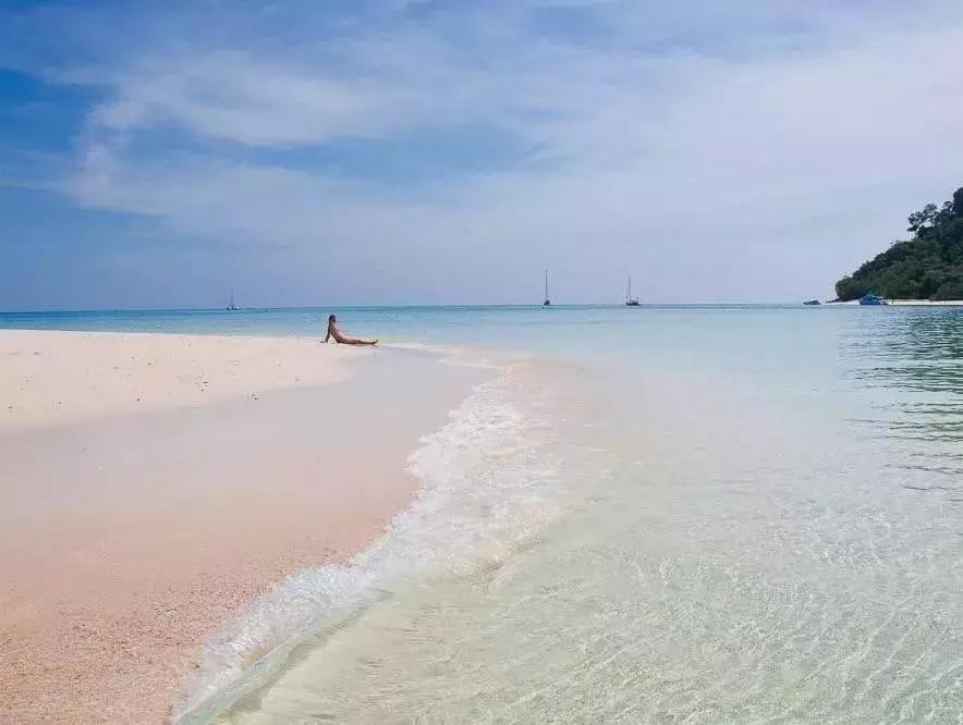 娉板浗鍗佸ぇ闅愯棌宀涘笨,娉板浗鍗佸ぇ闅愪笘娴峰矝
