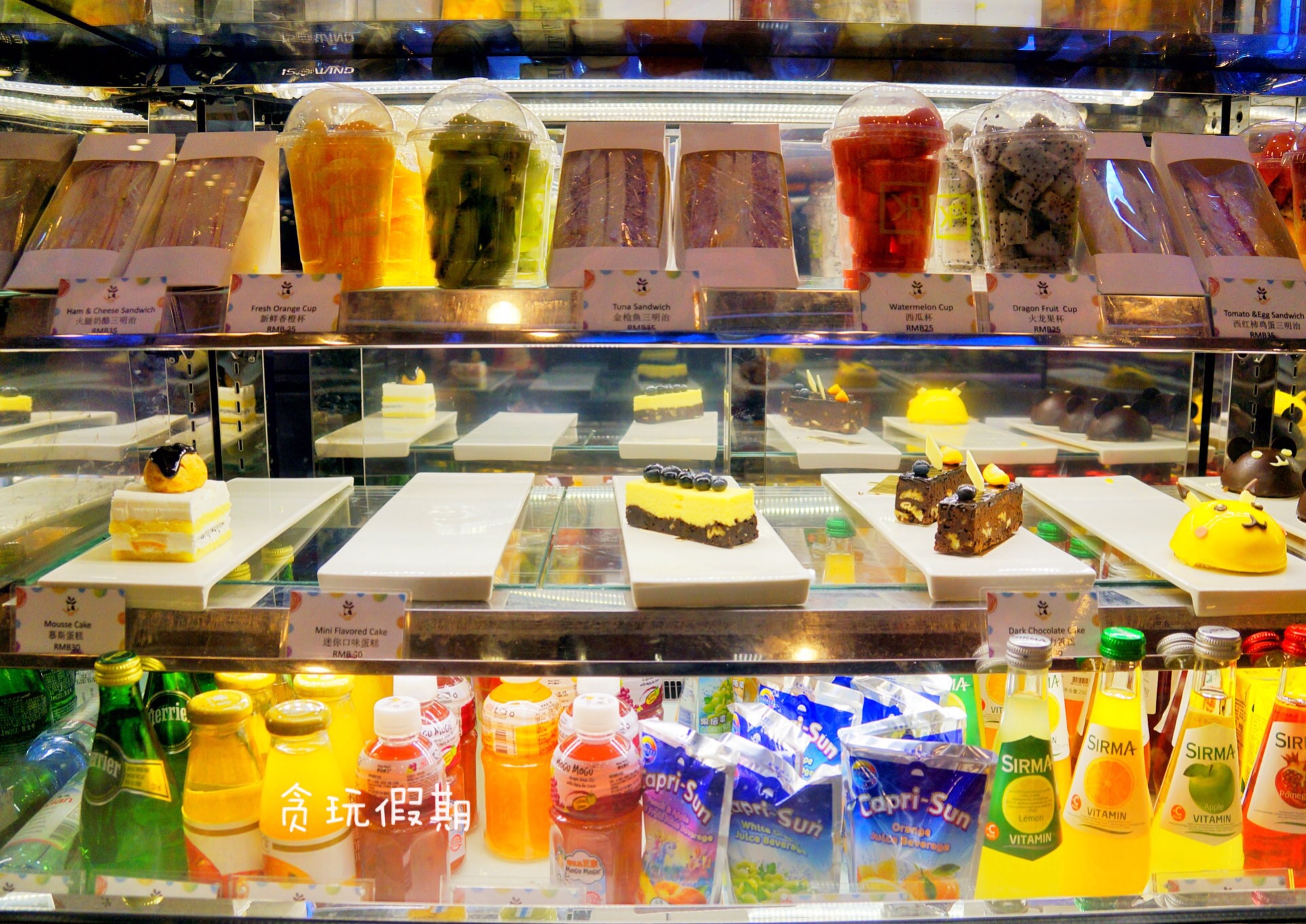 儿童魔鬼大滑梯在哪里 (小孩子玩90度魔鬼滑梯)