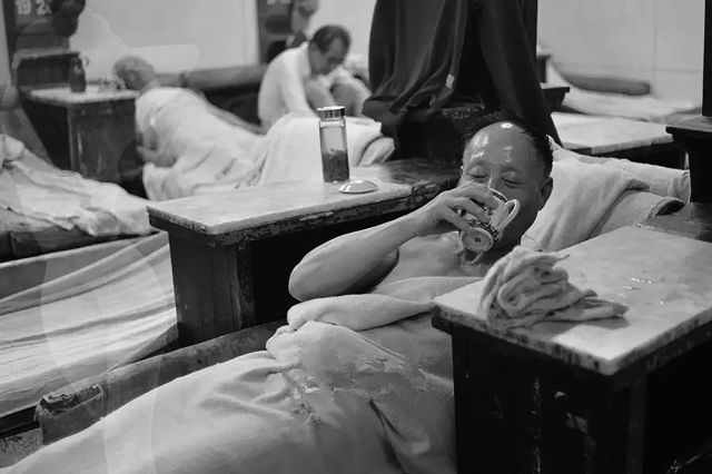 南京最老的澡堂,消散在记忆中的璀璨盛夏