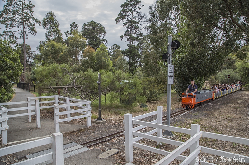 铁轨小火车亲子乐园,钻石铁轨迷你世界