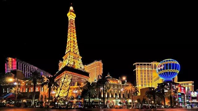 拉斯维加斯旅游吃饭 (拉斯维加斯赌城游记)