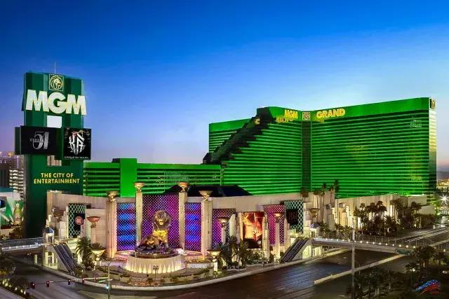 拉斯维加斯旅游吃饭 (拉斯维加斯赌城游记)