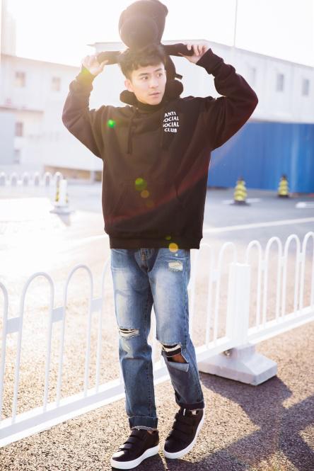 时尚潮人必入手的鞋子,最新明星同款潮鞋