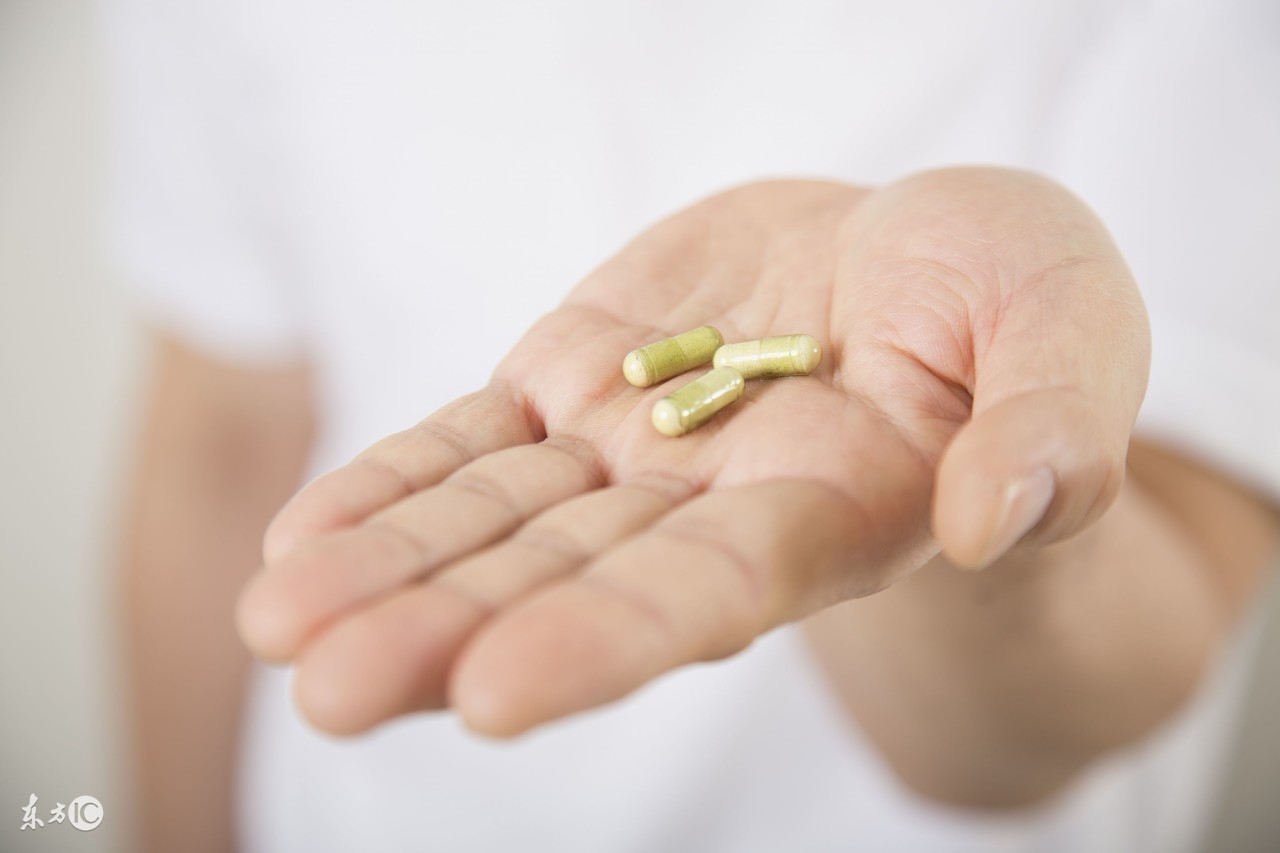 阿维a胶囊治疗银屑病多久好,阿维a胶囊能根治银屑病吗