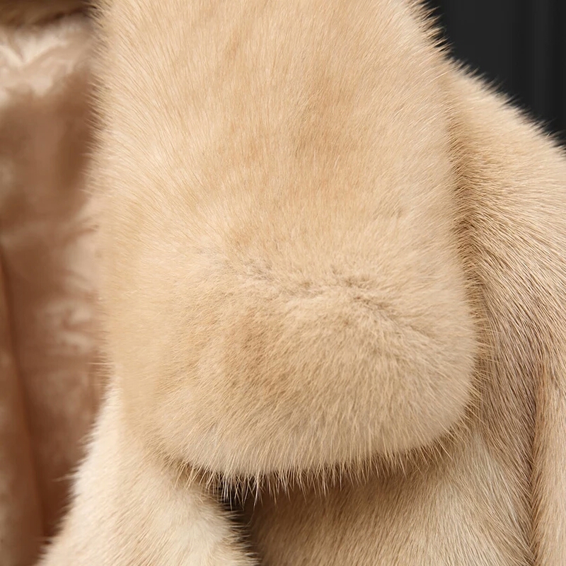 貂皮大衣怎么清洗,用雪清洗貂皮大衣可以吗