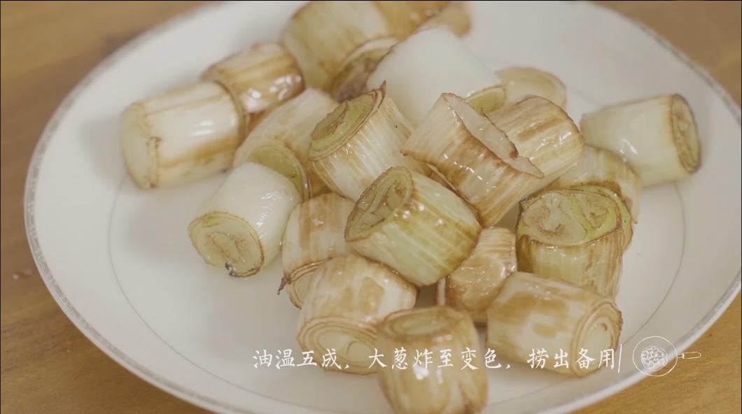 冬葱烧海参,养生葱烧海参怎么做