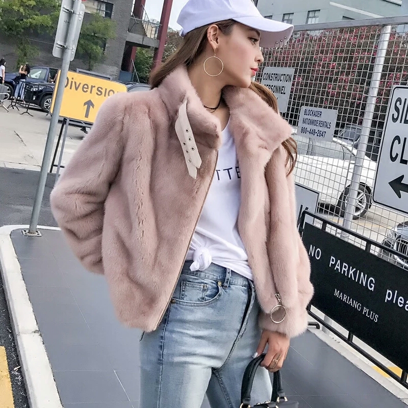 貂皮大衣怎么清洗,用雪清洗貂皮大衣可以吗