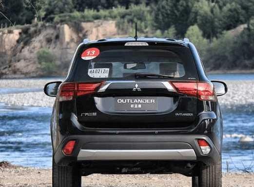 三菱欧蓝德荣耀版功能,三菱欧蓝德有哪些优缺点