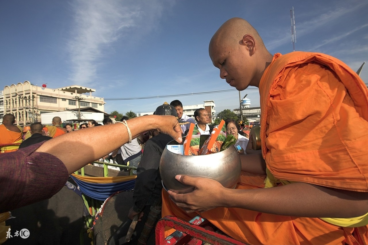 *粟罂**+和尚+人妖，金三角值得你了解更多