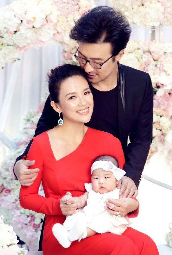 她们都是中国当红明星，却选择在国外偷生孩子，星二代成了外国人