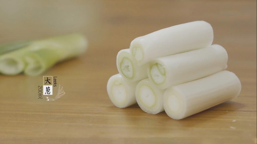 冬葱烧海参,养生葱烧海参怎么做