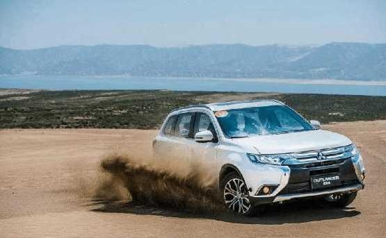 三菱欧蓝德荣耀版功能,三菱欧蓝德有哪些优缺点