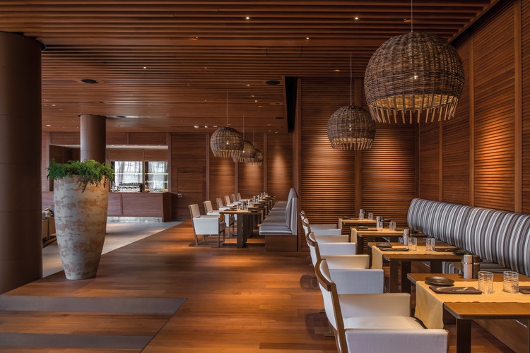 迪拜沙漠绿洲度假村,迪拜萨迪亚特岛卓美亚