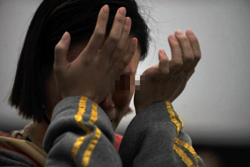 4个月宝宝咳嗽妈妈吃药有用吗,4岁女童咳嗽不断妈妈以为是肺炎