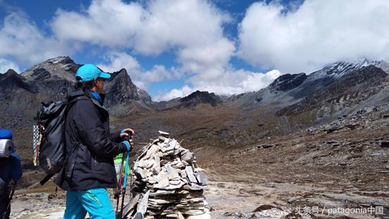 初秋洛克线实测Pioletjacket冲锋衣