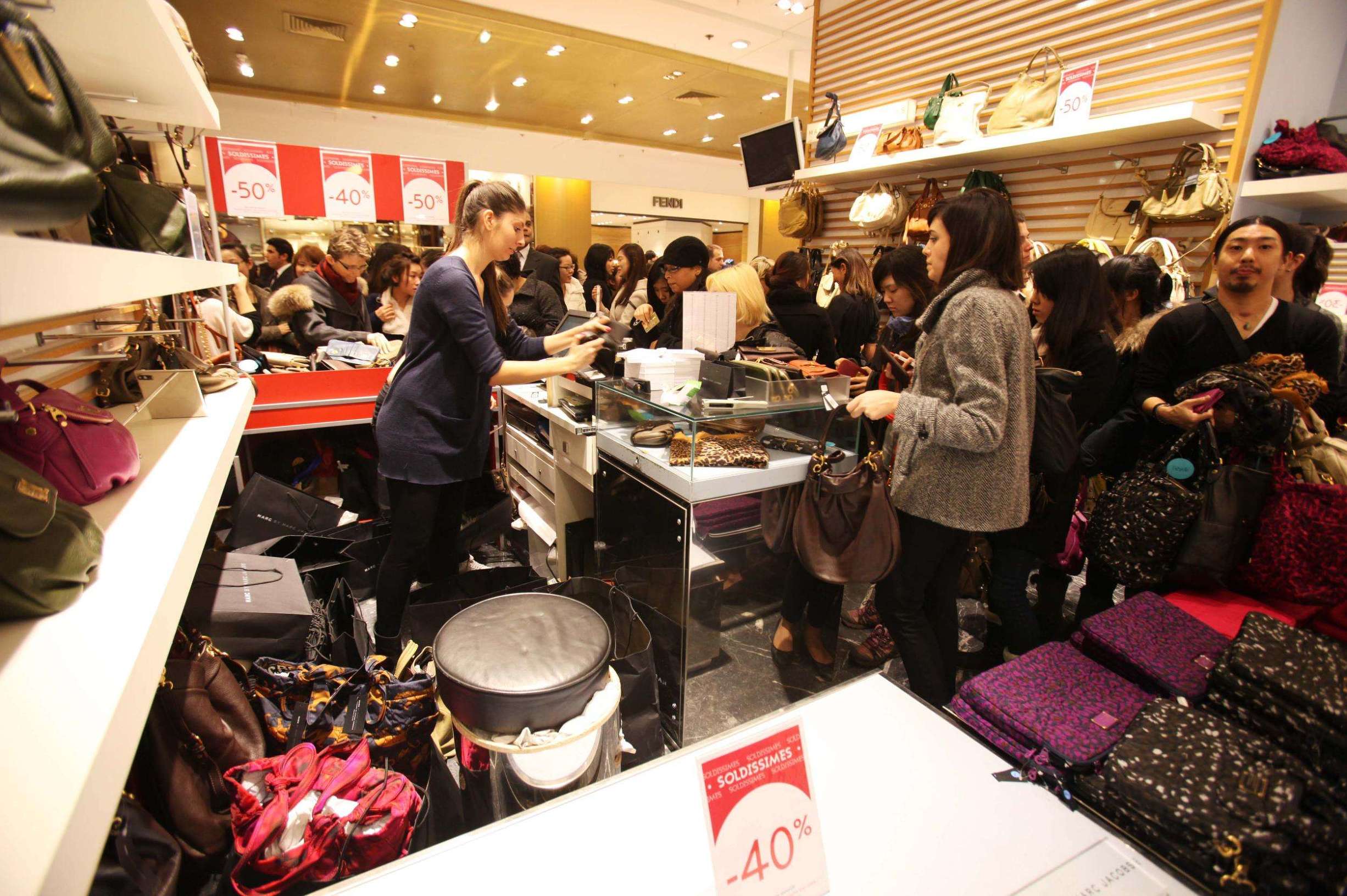 金融女挣钱,金融女生做什么好一点