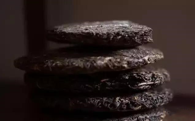 家庭存放普洱茶的实用方法,北方家庭存放普洱茶的正确做法