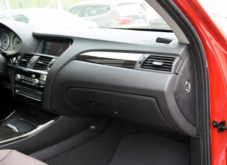 19款宝马x3胎噪有多大,宝马x3风噪和胎噪测试