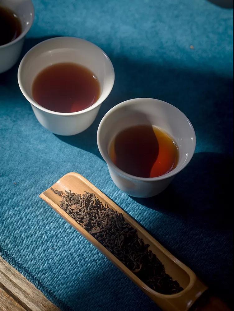 黑茶的味道都是一样的吗？「附五类黑茶评测」
