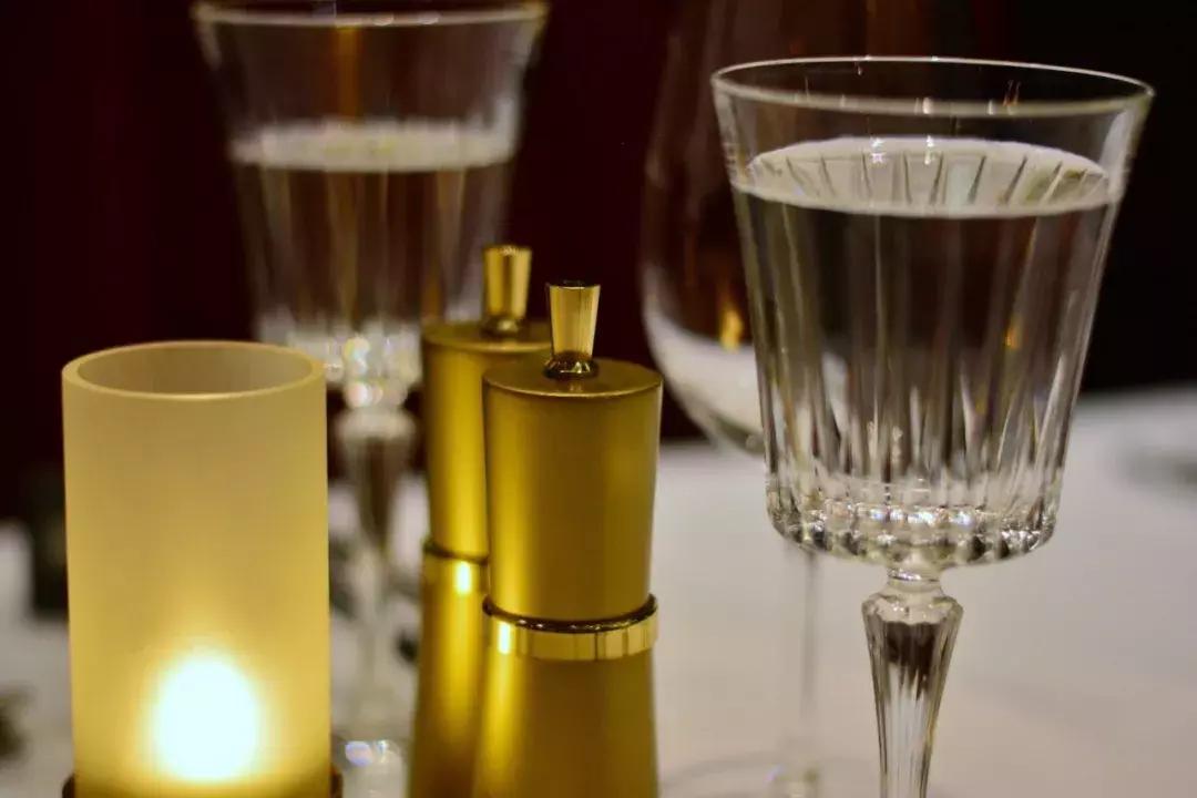 最贵的西餐大概多少钱,100元吃豪华大餐