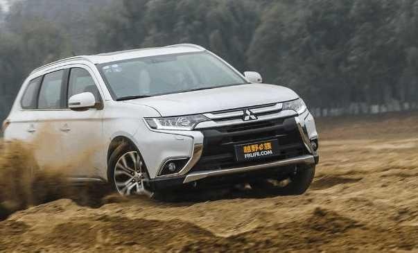 三菱欧蓝德荣耀版功能,三菱欧蓝德有哪些优缺点