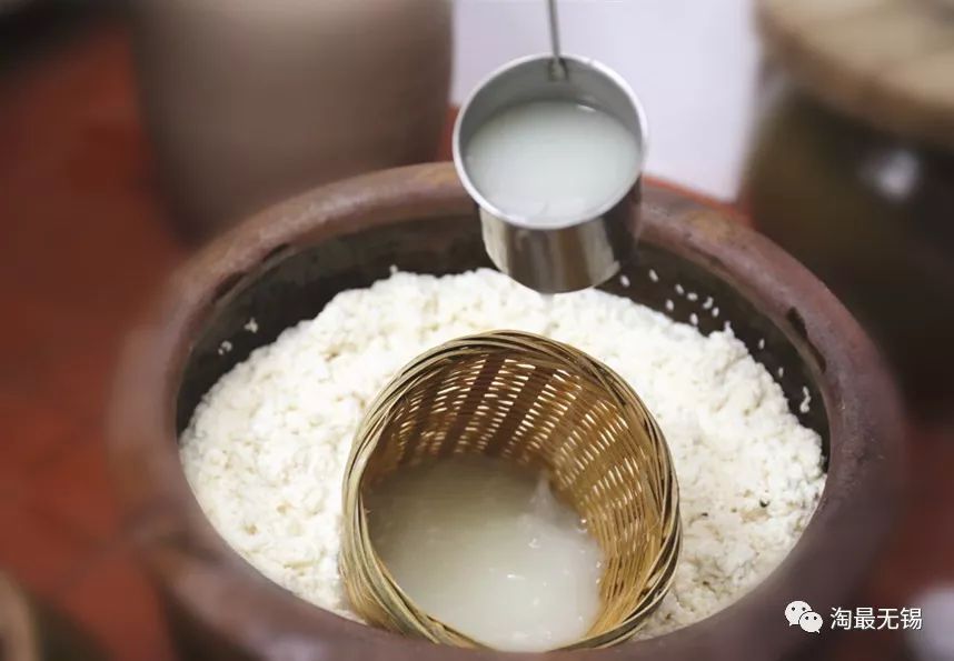 无锡10人划算湘菜美食套餐,无锡特色小吃排行榜前十名