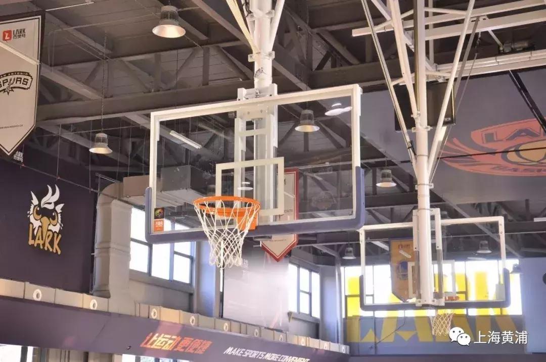 上海世博黄浦体育园入口,黄浦区滨江世博园区