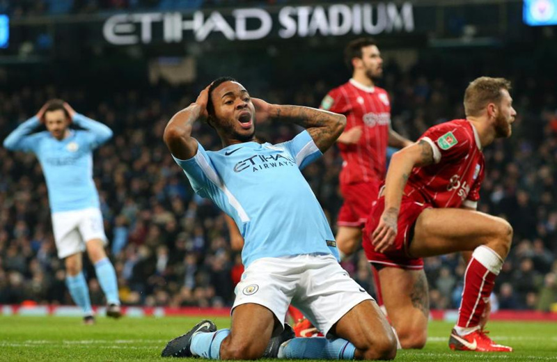 鏇煎煄缁濇潃浜氱壒鍏板ぇ,鏇煎煄缁濇潃鏇艰仈鐞冭糠鍙嶅簲