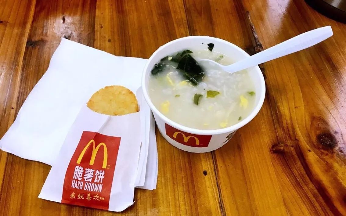 麦当劳成了金拱门,没想到肯德基却凭一个饭团赢了!