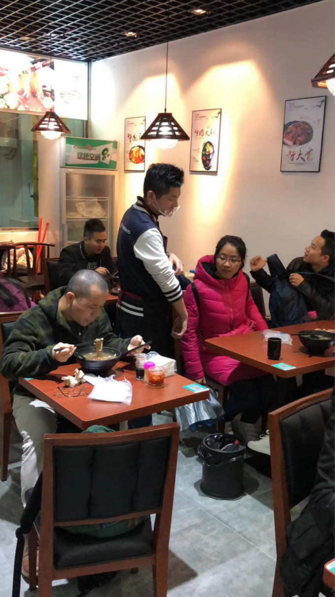 徽兰庭在哪里,徽兰庭牛肉汤馆