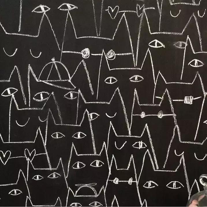 井盖虽然天天见，但不是所有人都能发现它的美