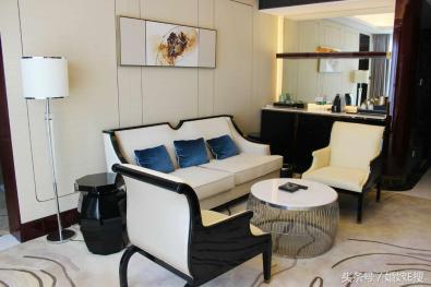 姝︽眽鍙嬭皧鍥介檯閰掑簵鏄嚑鏄熺骇閰掑簵,姝︽眽鍙嬭皧鍥介檯閰掑簵浠锋牸