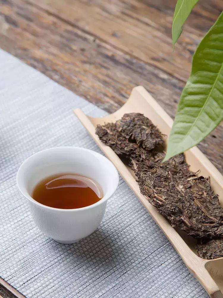 黑茶的味道都是一样的吗？「附五类黑茶评测」
