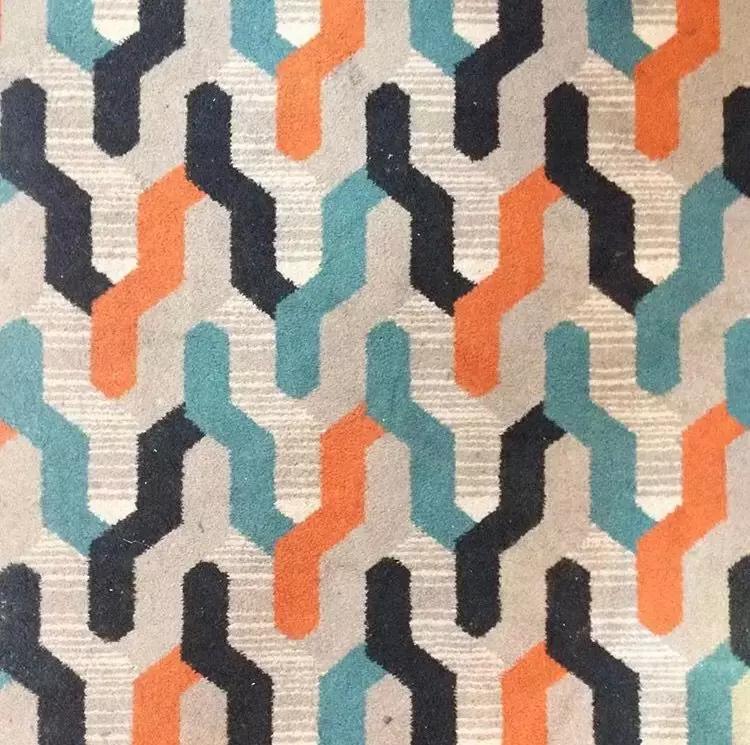 井盖虽然天天见，但不是所有人都能发现它的美