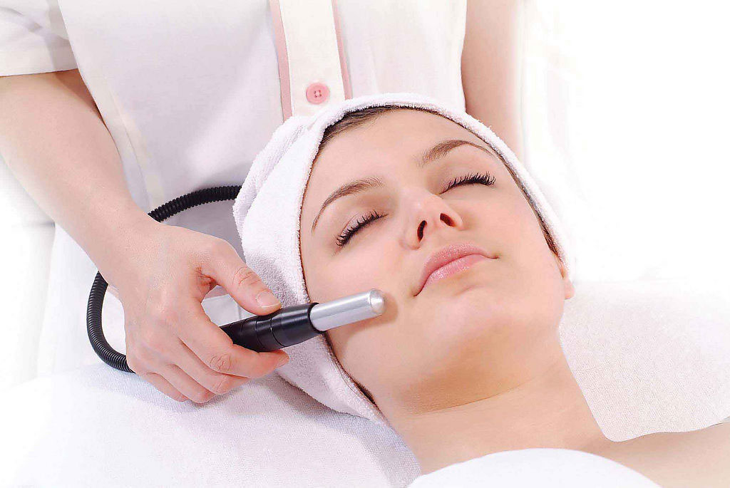 美容仪器大盘点！大排灯、射频仪真的有必要买吗？