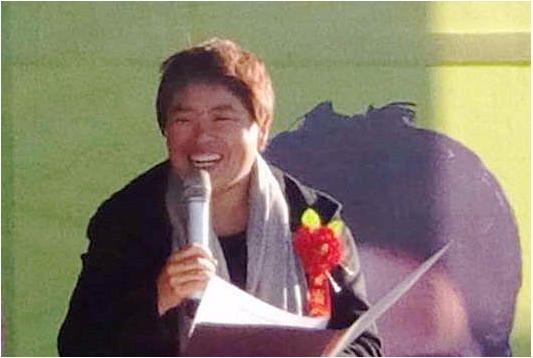 齐峰奇异果入驻河南万邦国际盛大开柜