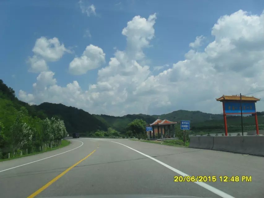 浪漫的集体露营,浪漫的第一次