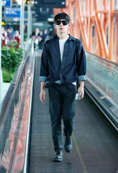 网购鞋子穿了但质量有问题怎么办,网购的衣服弄坏了退回去会怎么样