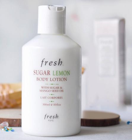 超级好闻美白身体乳夏季,好闻平价好用美白保湿身体乳