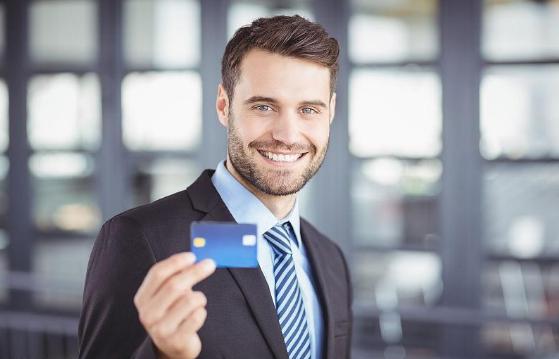 信用卡办理几天可以收到,网申信用卡多久送到