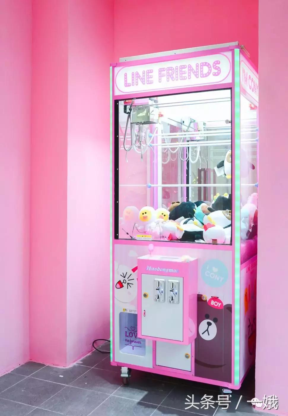 这里聚集了网红店的所有套路，但依然轻易俘获了我的少女心