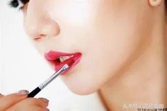新年饭局、走亲访友，你需要这样一支气场开运口红！