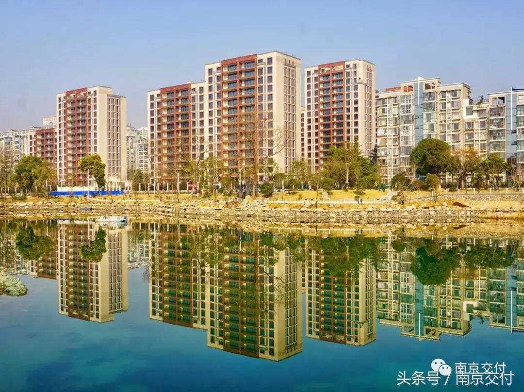 南京近期交付楼盘,南京河西仁恒江湾城大平层