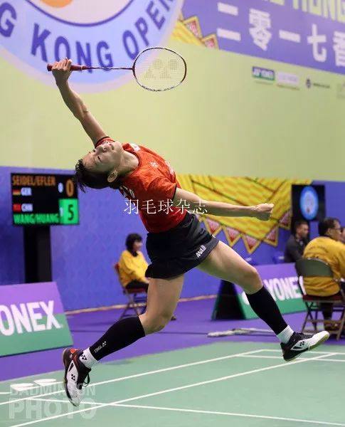 羽毛球肘内侧伤病及治疗方法,羽毛球腰伤病