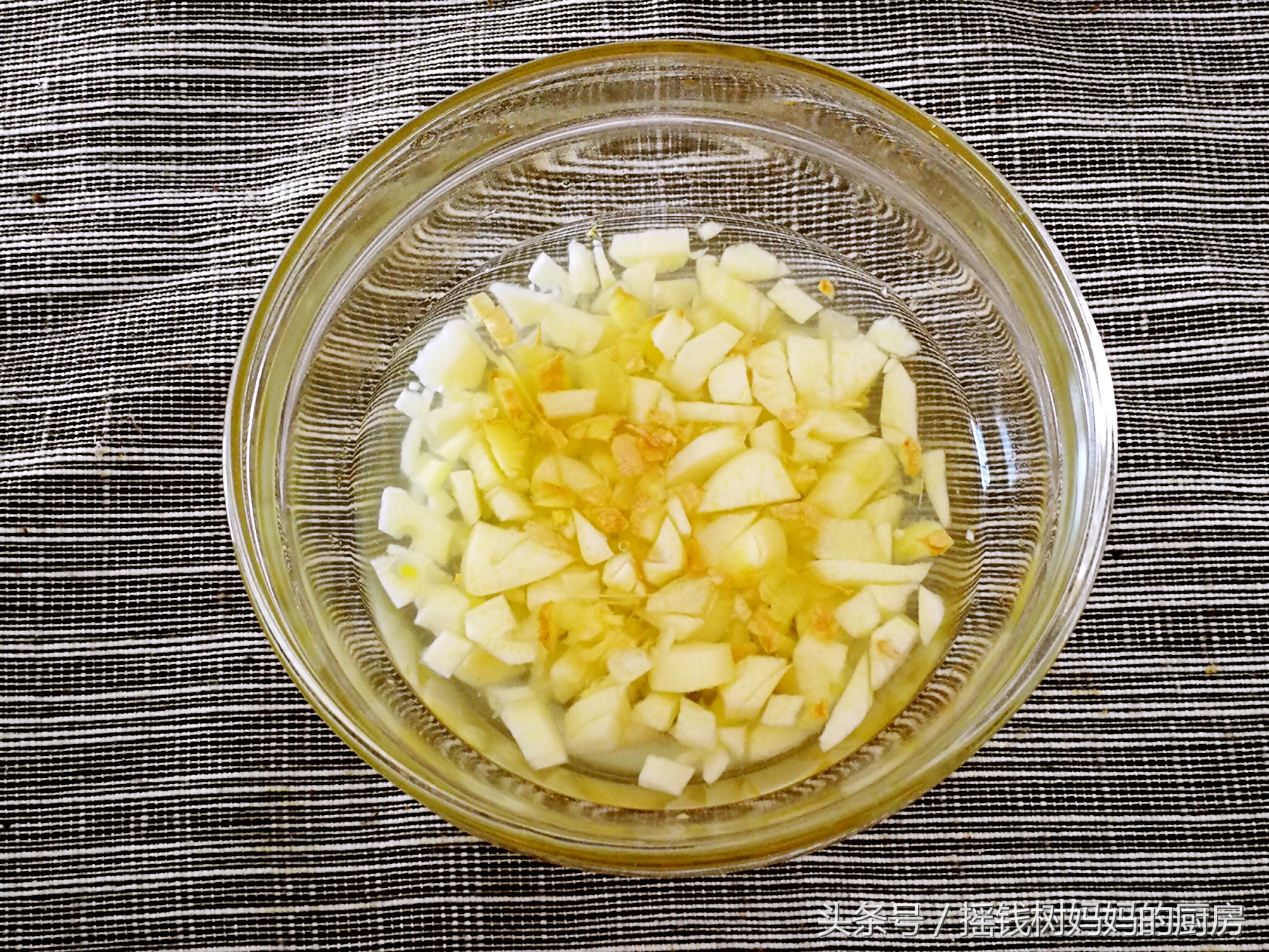 蒸肉饼又软又好吃的视频,蒸肉饼美味又健康