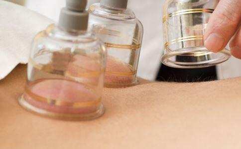 月子里落下手指关节疼怎么办,月子里落下的风湿关节痛怎么办