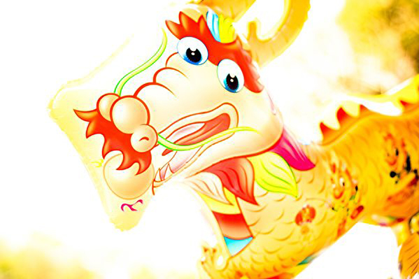 龙有什么奇闻怪事,龙真实存在吗东西方都有龙的传说