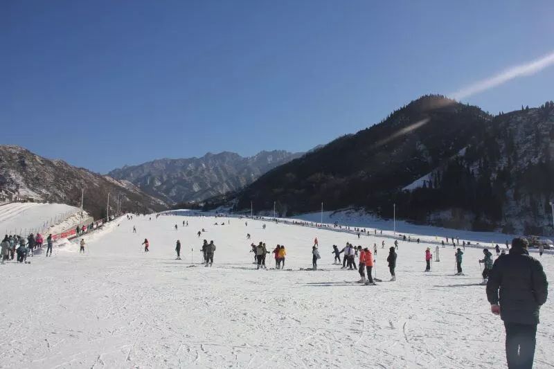 西安旅游滑雪季开启,2019西安冬季滑雪场