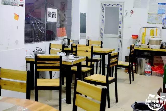 冷醉哒的长沙，城东夜宵聚集地里藏着一碗温暖的湘阴炖肠~